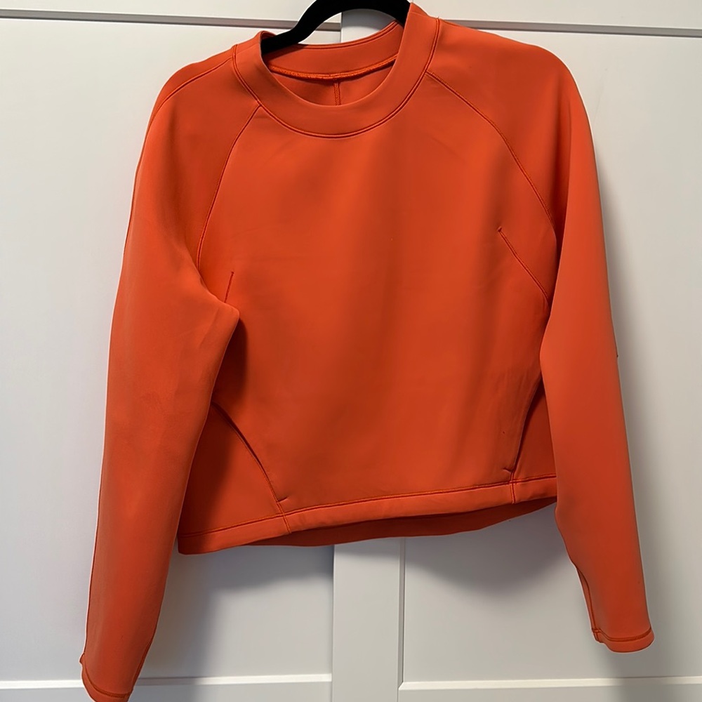 Like new Lululemon Airwrap Crew in Warm Coral